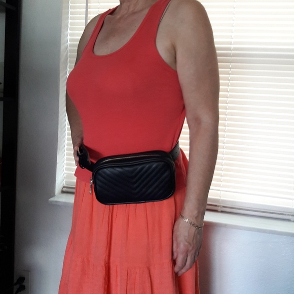 NWT STEVE MADDEN FANNY PACK BAG ON BELT - Picture 7 of 7